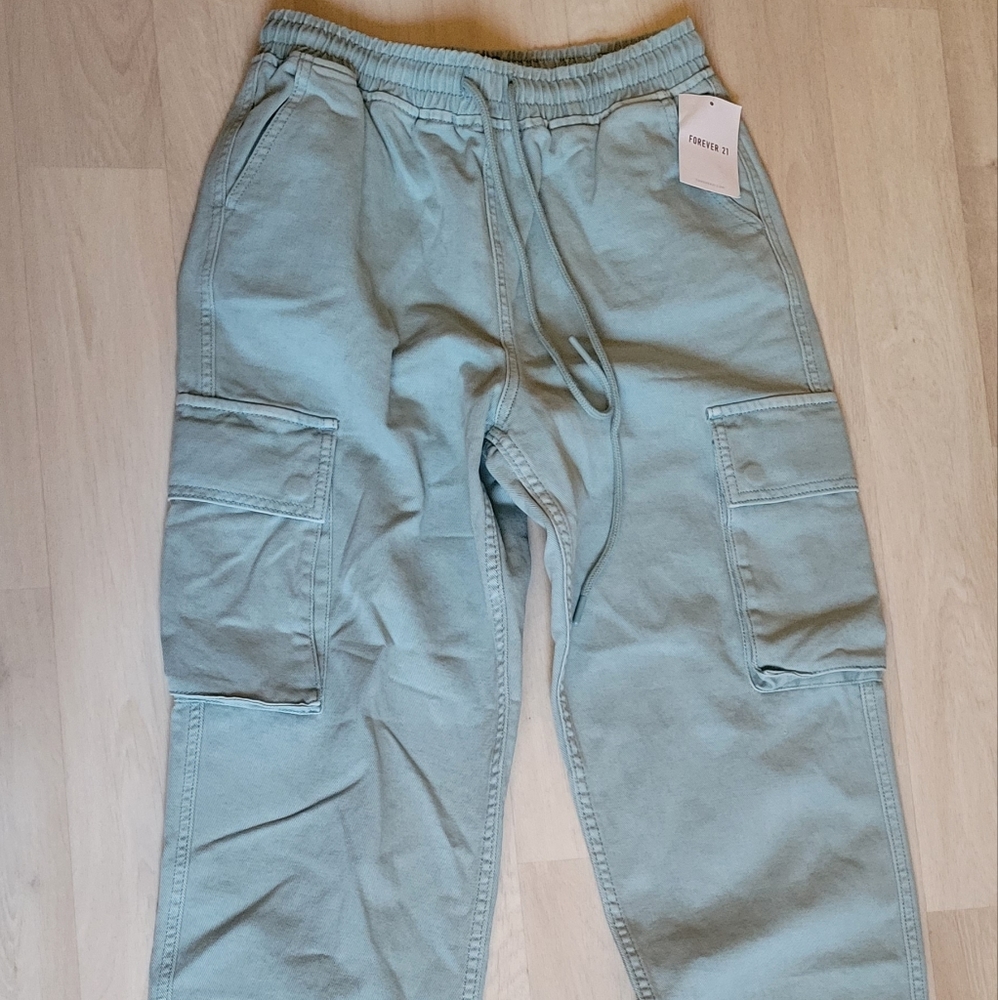 Cargo pants
